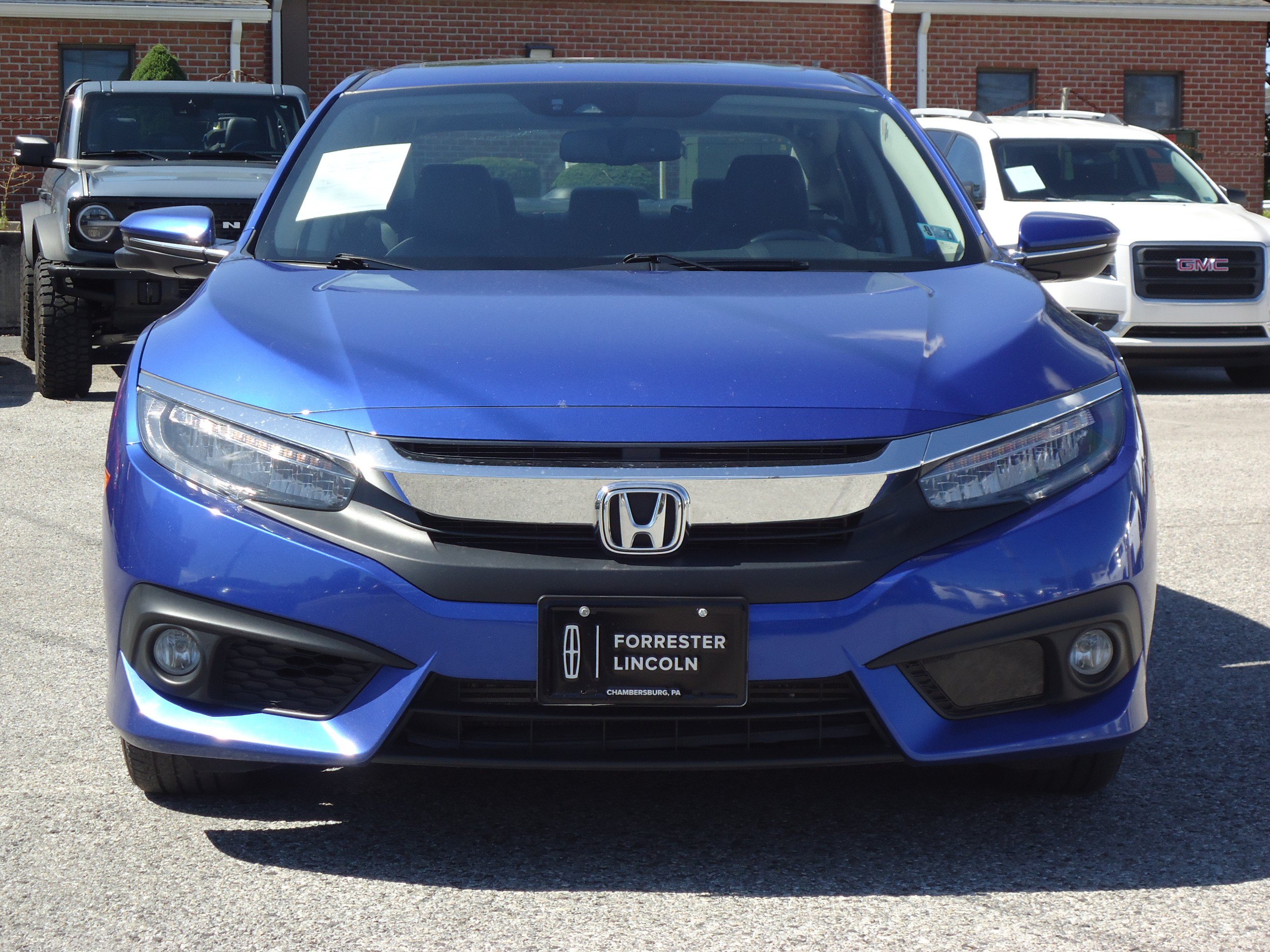 Used 2018 Honda Civic Touring image 8