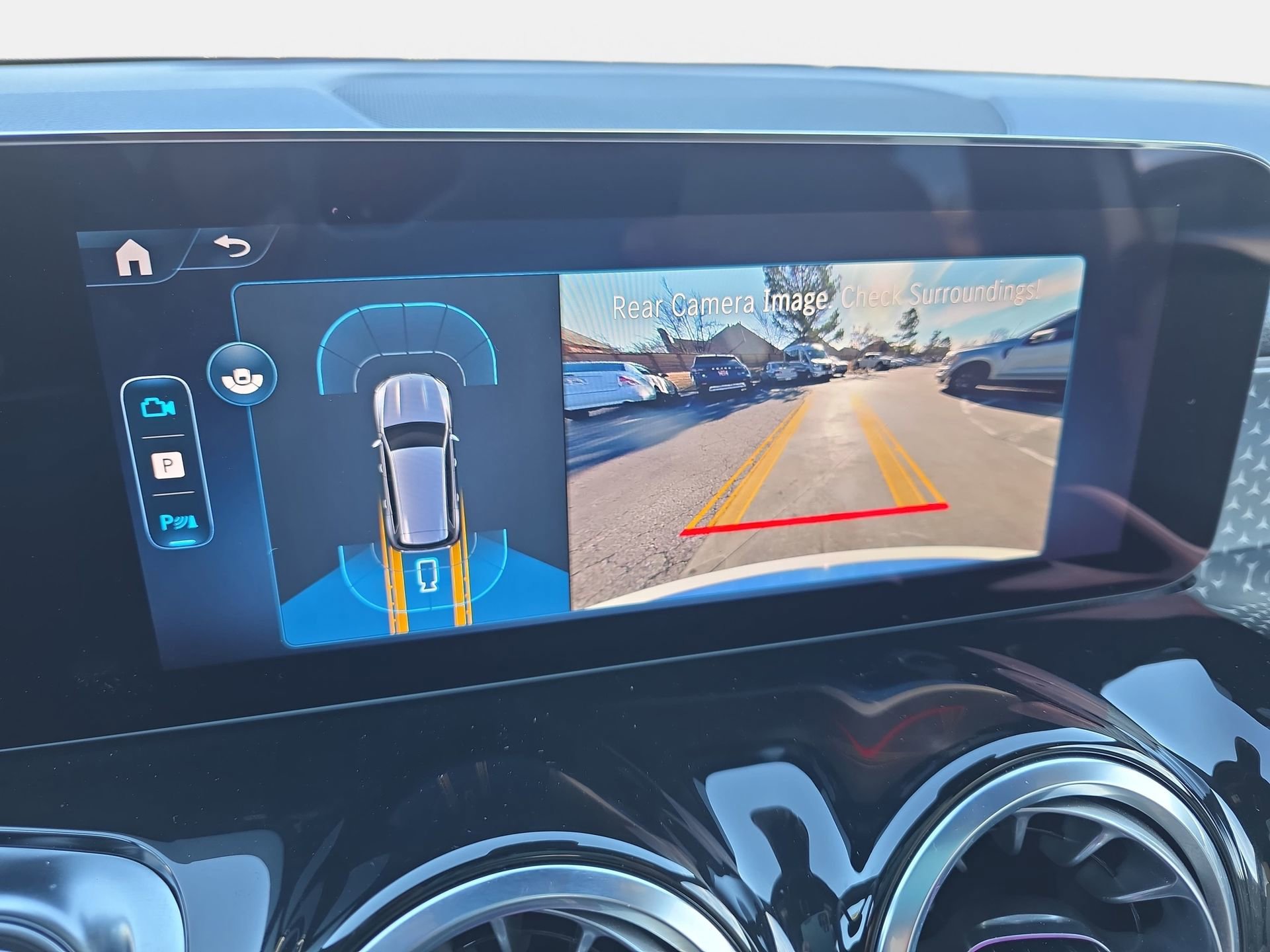 Certified 2025 Mercedes-Benz GLB 250 image 23