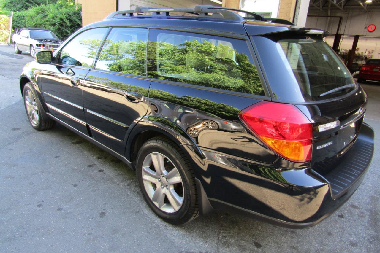 Used 2005 Subaru Outback 3.0R L.L. Bean AWD/4WD image 3