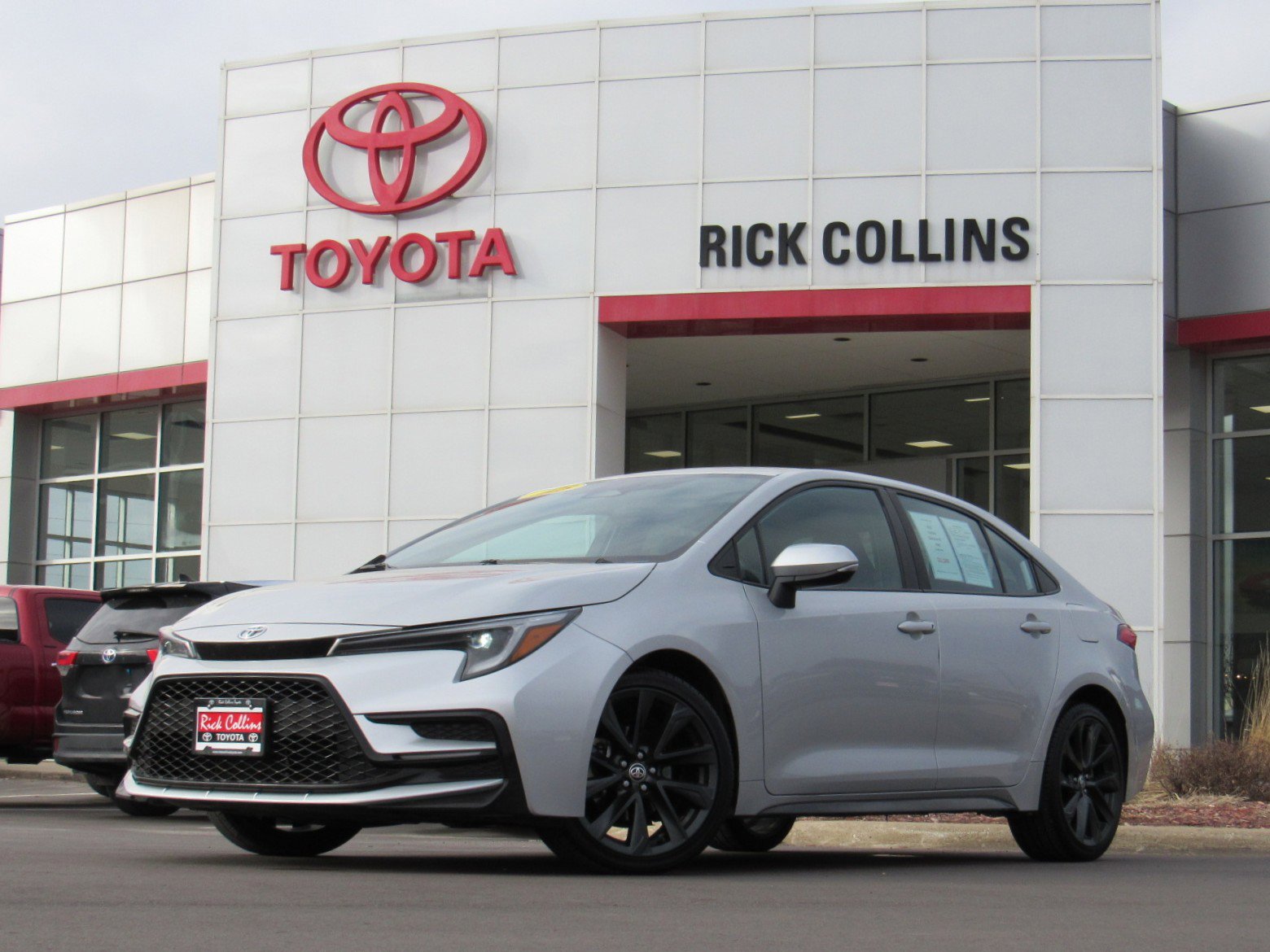 Used 2023 Toyota Corolla SE image 1