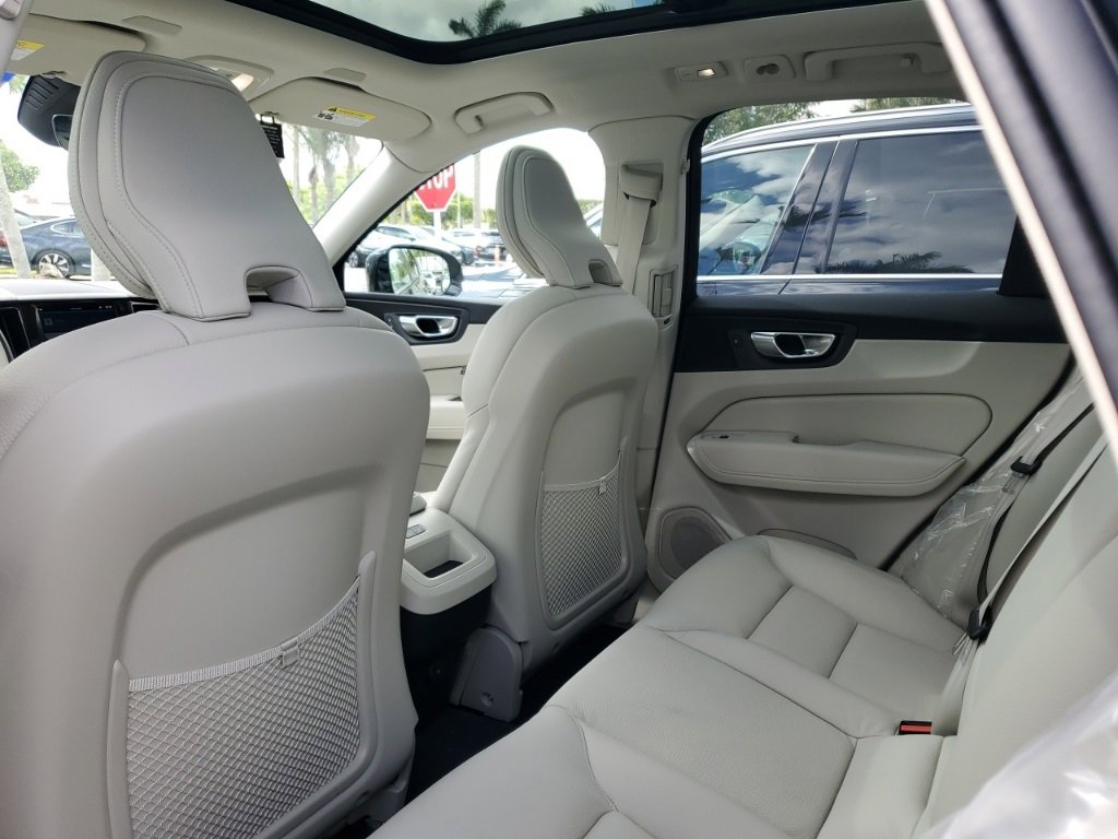 New 2025 Volvo XC60 B5 Plus w/ Protection Package Premier image 5