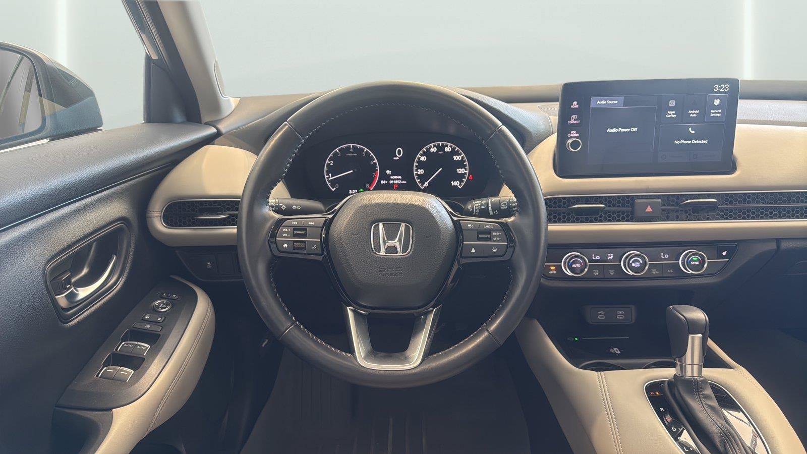 Used 2026 Honda HR-V EX-L image 12