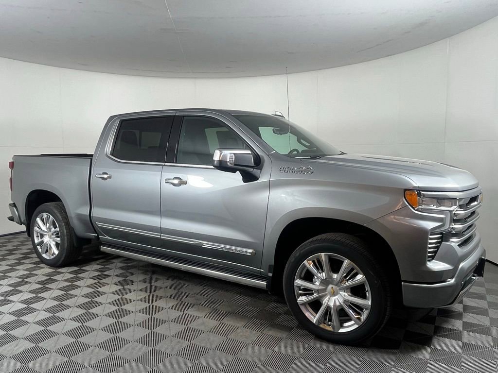New 2026 Chevrolet Silverado 1500 High Country image 2