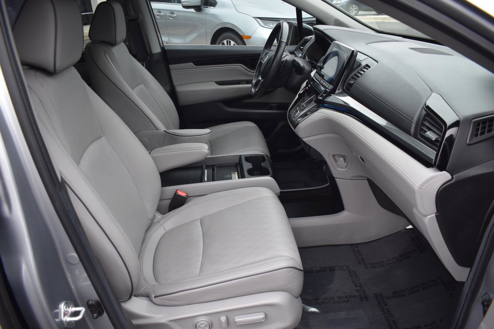 Used 2024 Honda Odyssey Elite image 14
