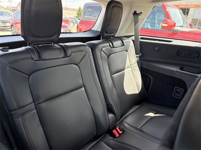 New 2025 Lincoln Aviator Reserve w/ Equipment Group 201A image 30