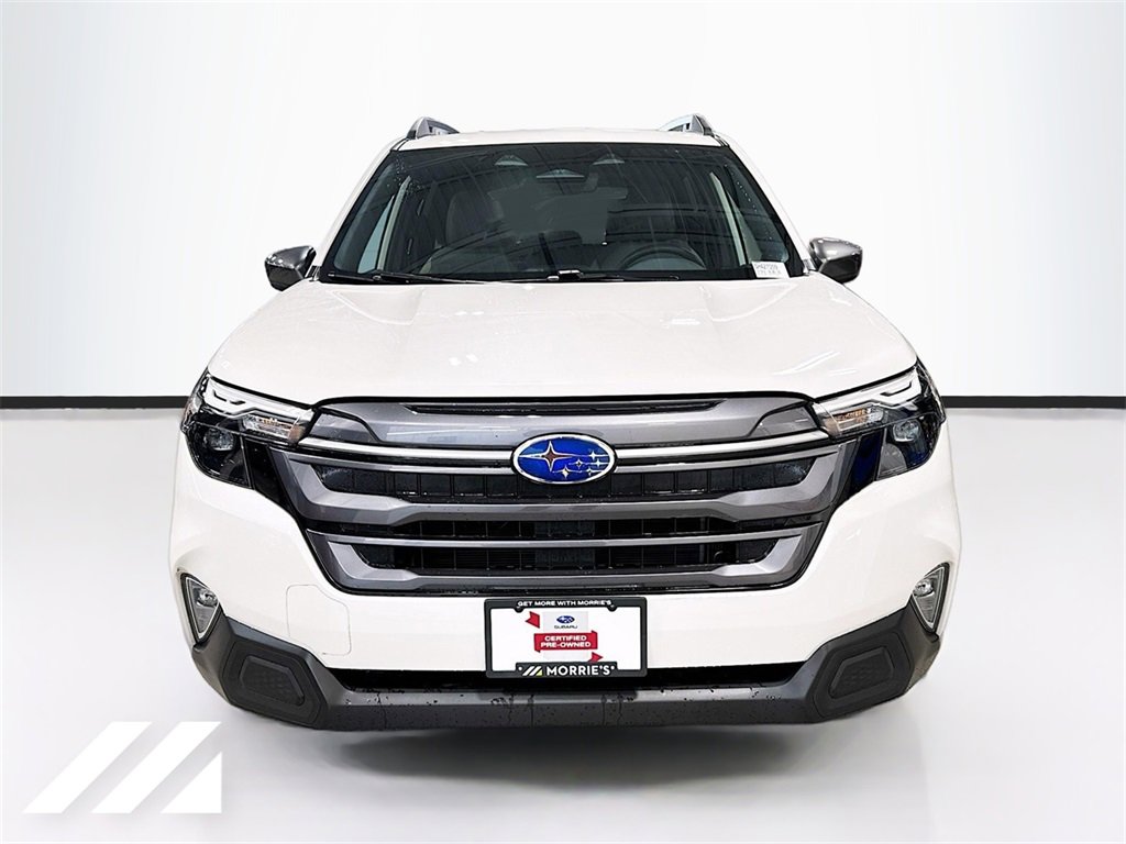 Certified 2025 Subaru Forester Premium image 2