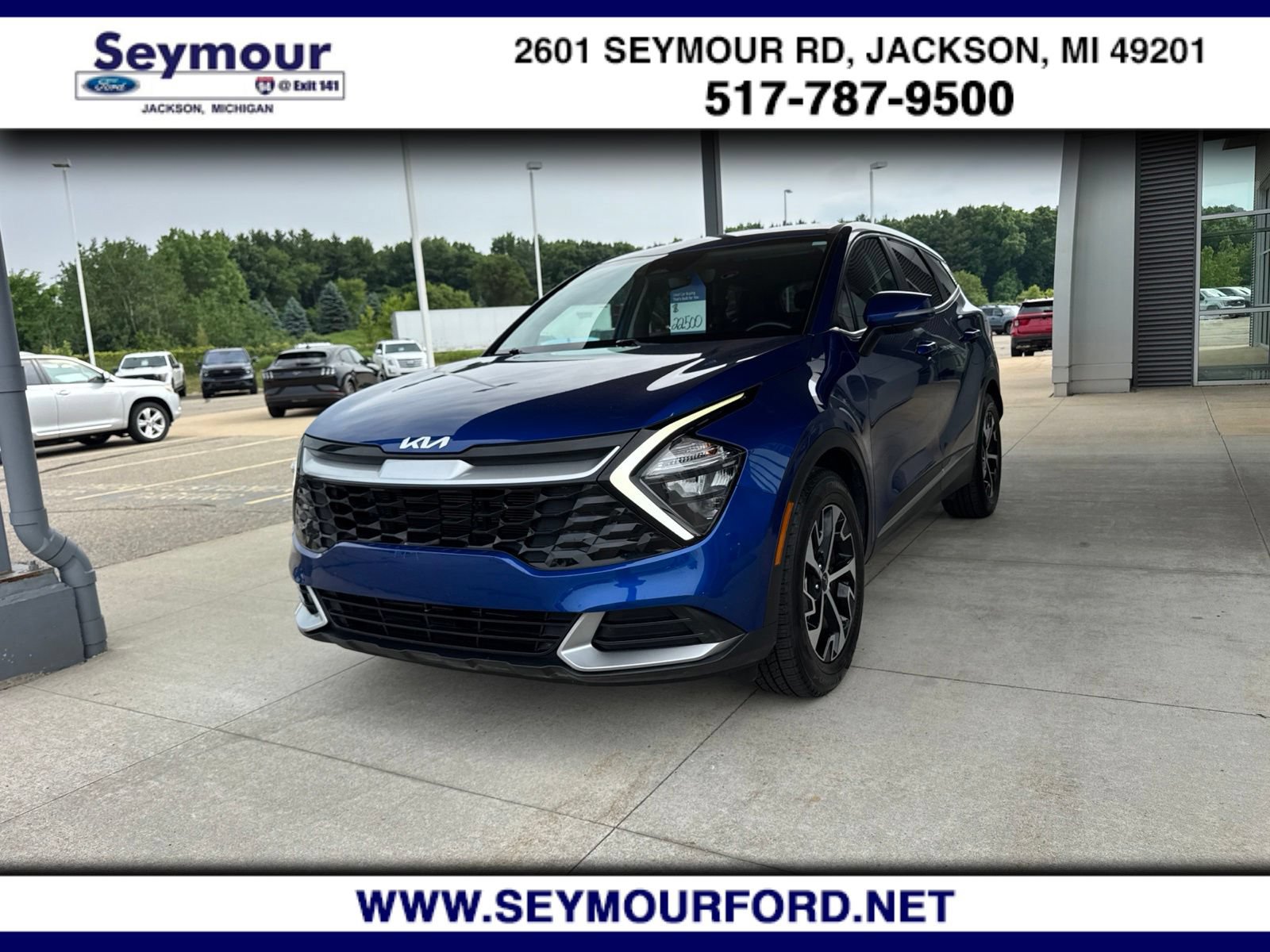 Used 2023 Kia Sportage EX FWD image 1