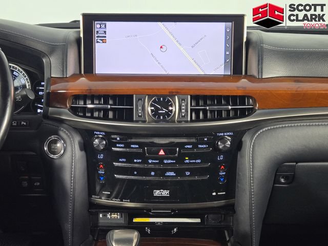 Used 2016 Lexus LX 570 4WD w/ Luxury Package image 25