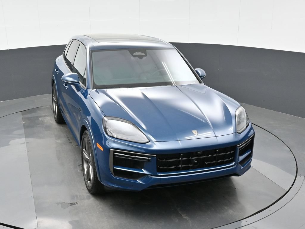 New 2026 Porsche Cayenne Turbo AWD/4WD image 32