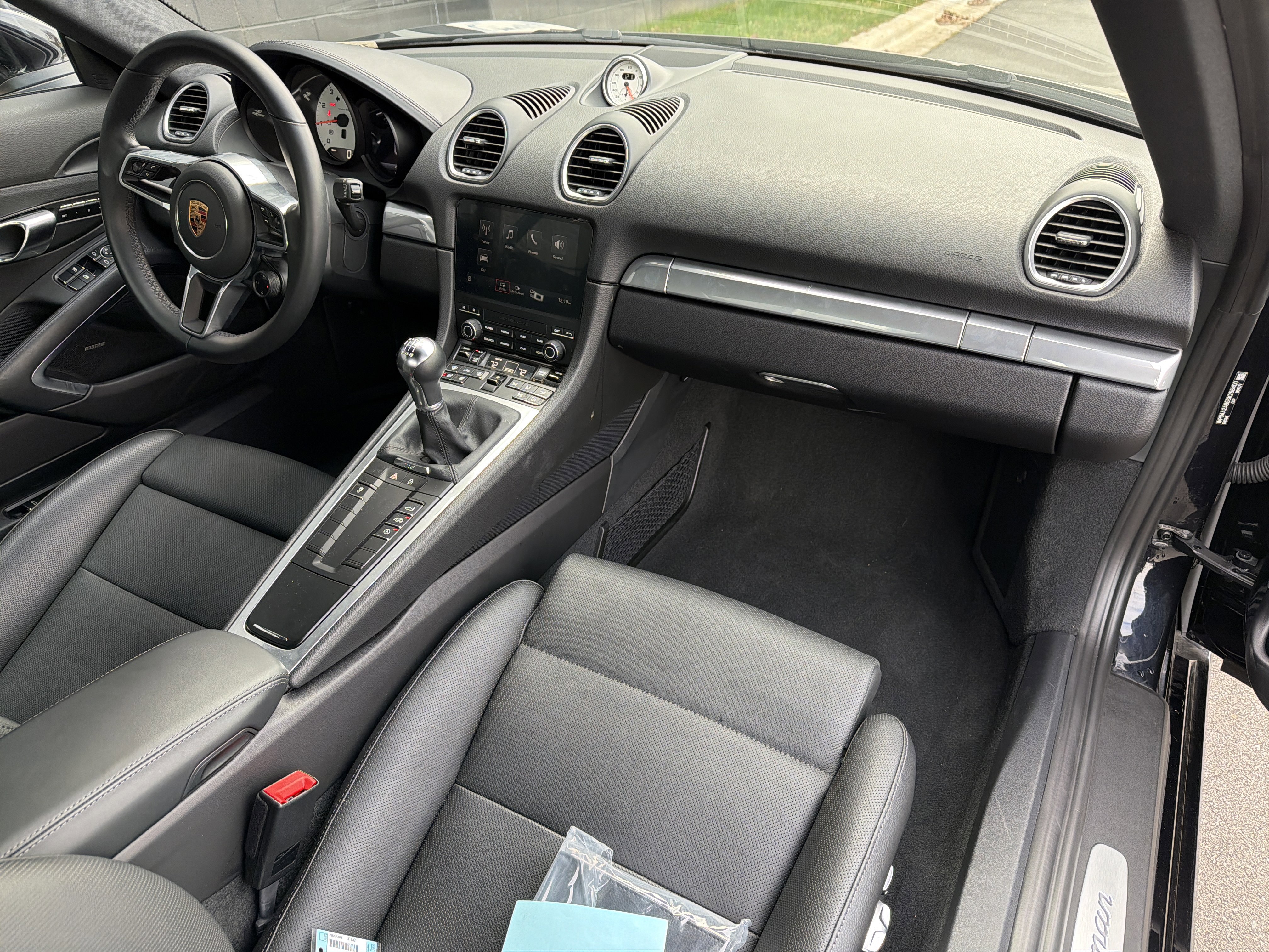 Certified 2025 Porsche 718 Cayman image 28