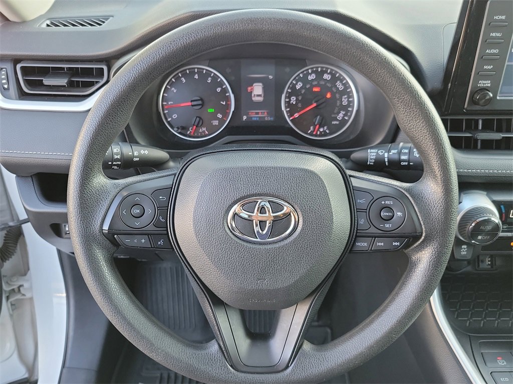 Used 2019 Toyota RAV4 XLE image 28