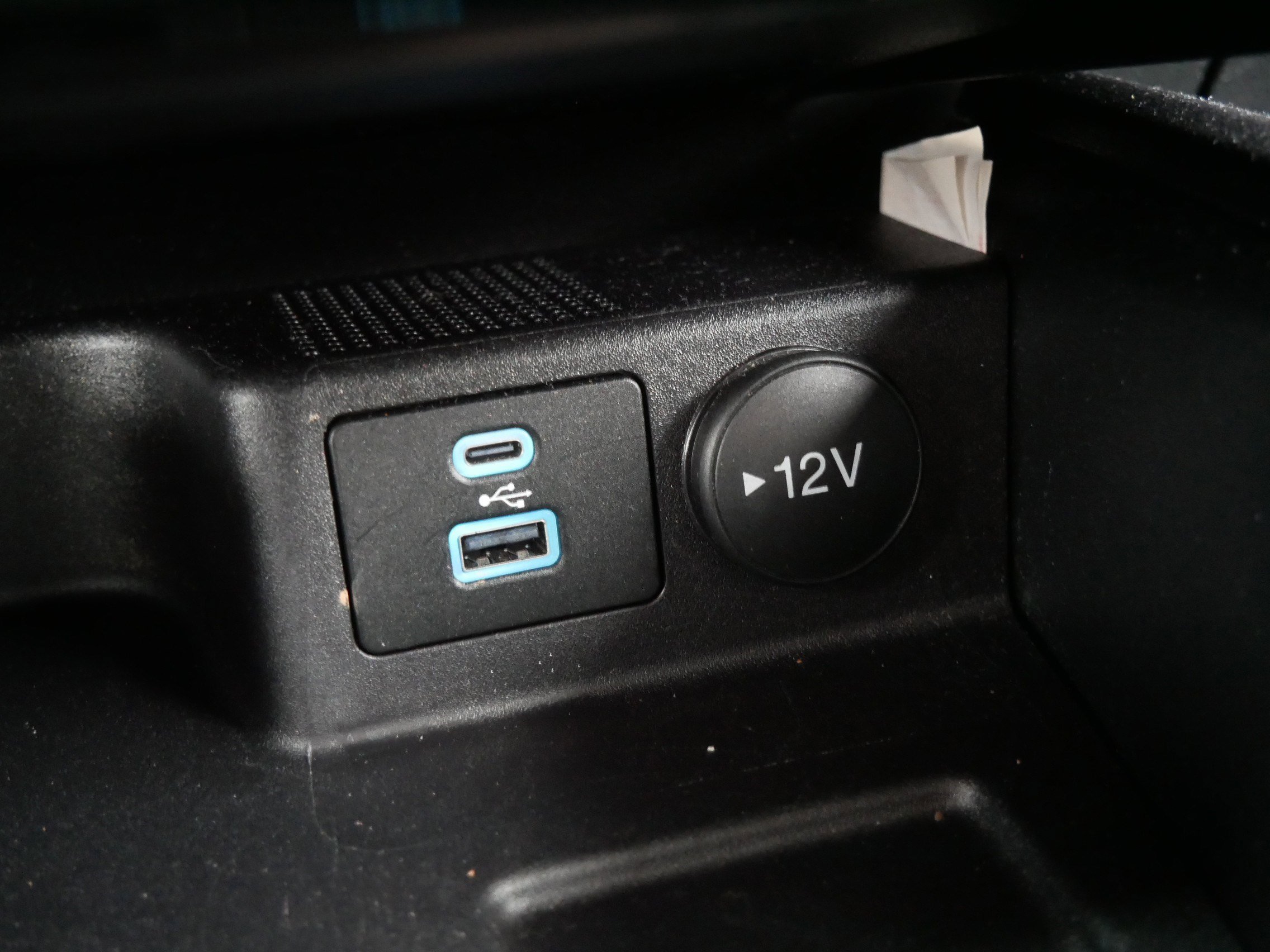 Certified 2022 Ford Escape SEL image 31