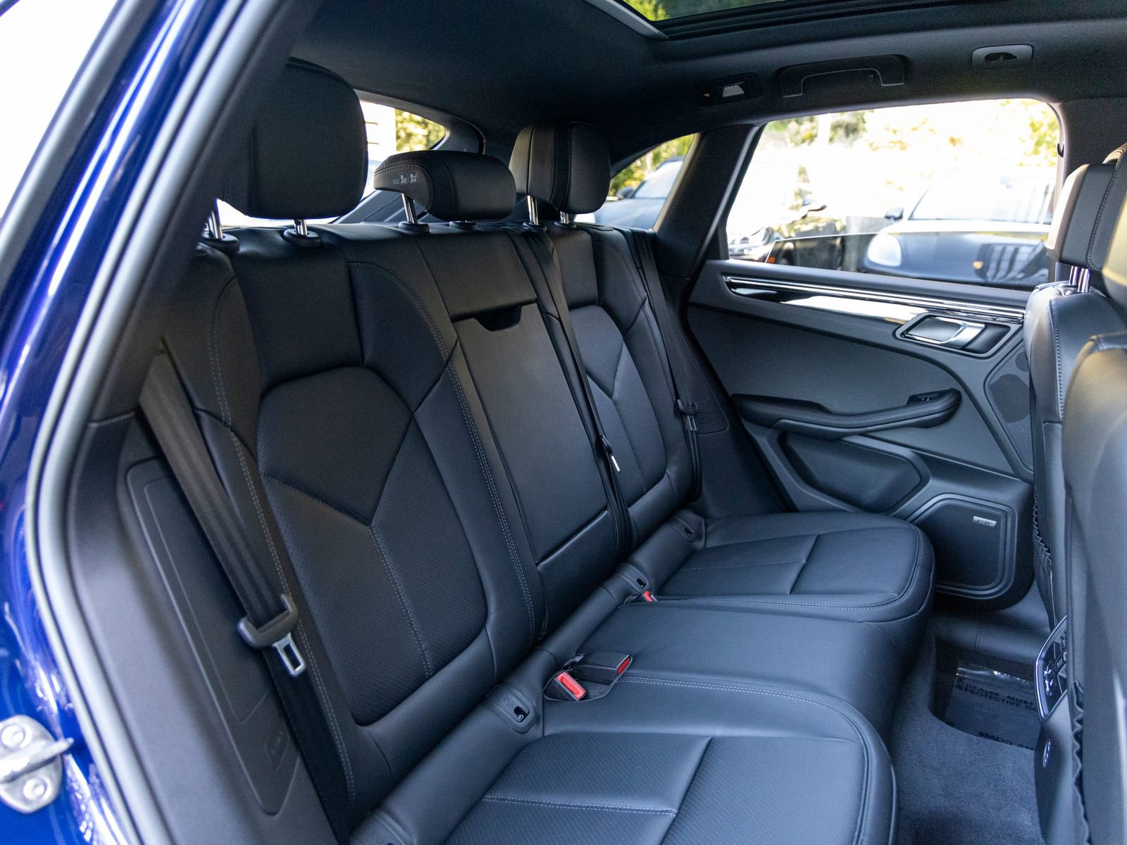 New 2026 Porsche Macan AWD/4WD image 48