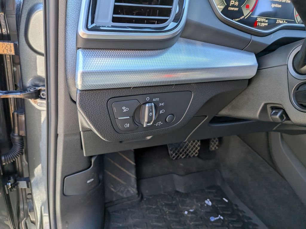 Certified 2024 Audi Q5 2.0T Premium Plus image 17