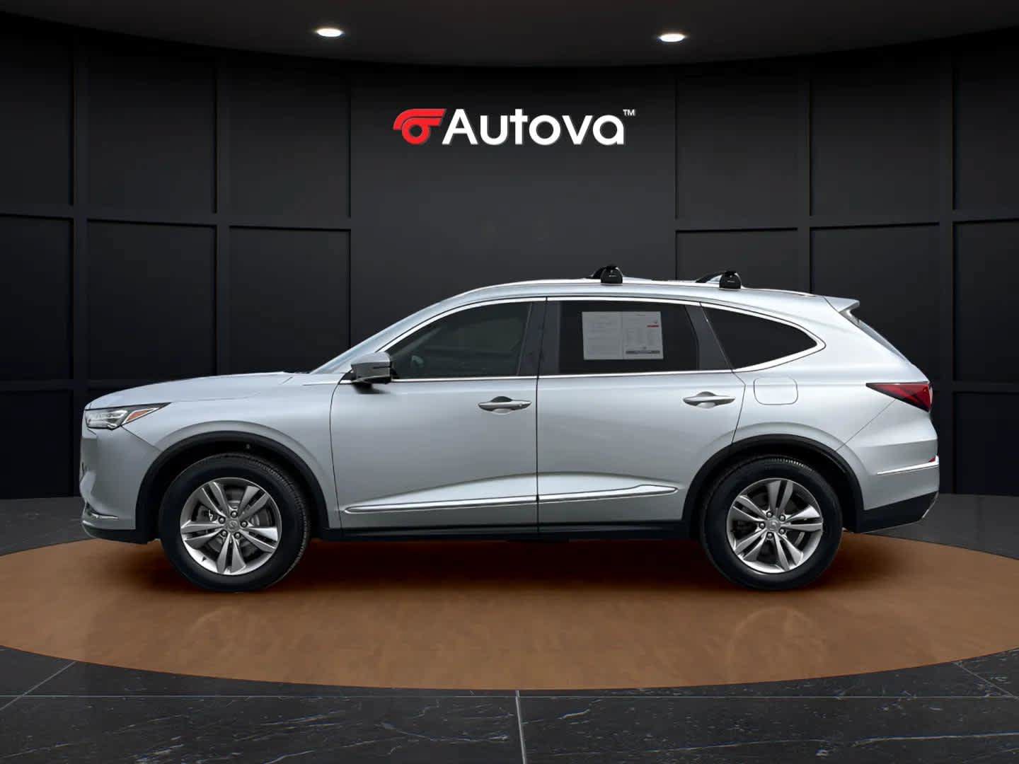 Used 2023 Acura MDX SH-AWD image 2