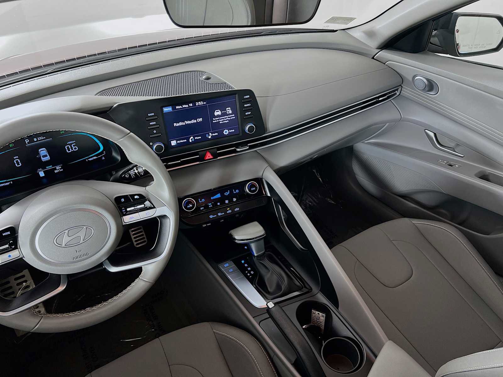 Certified 2025 Hyundai Elantra Sport FWD image 22