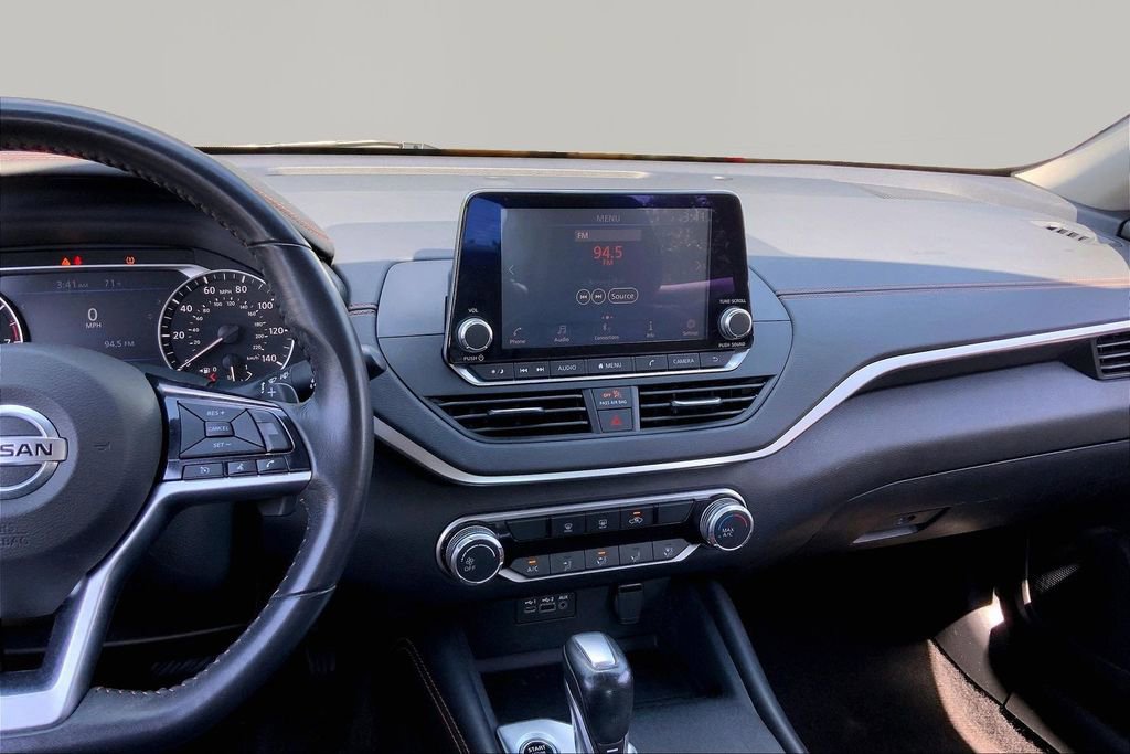 Used 2021 Nissan Altima 2.5 SR AWD/4WD image 9