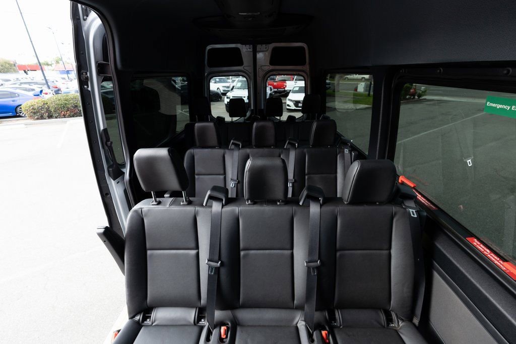 Used 2021 Mercedes-Benz Sprinter 2500 image 22