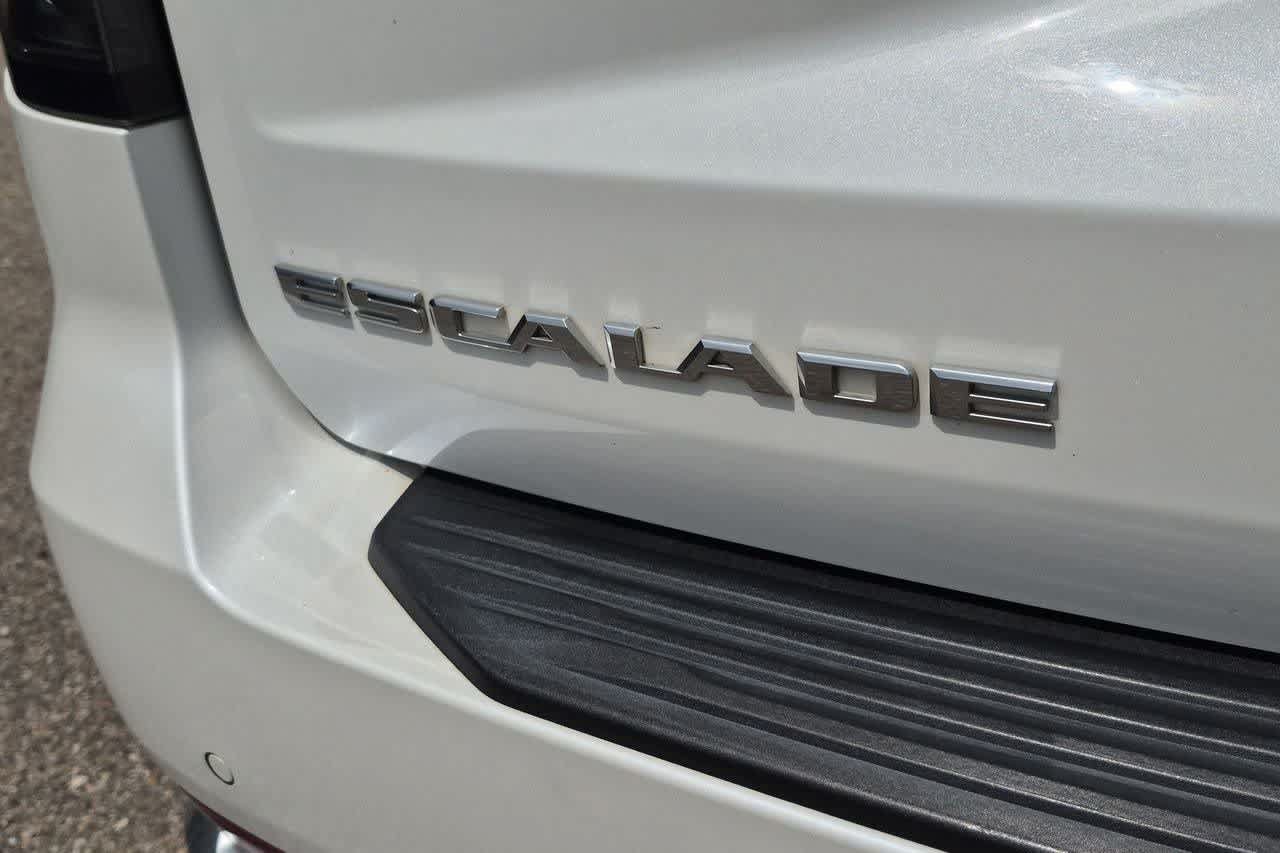 Used 2021 Cadillac Escalade ESV Premium Luxury w/ Driver Assist Tech Package RWD image 12