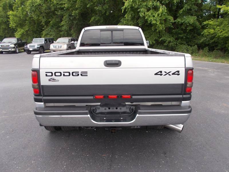 Used 2001 Dodge Ram 3500 Truck 4x4 Quad Cab image 15