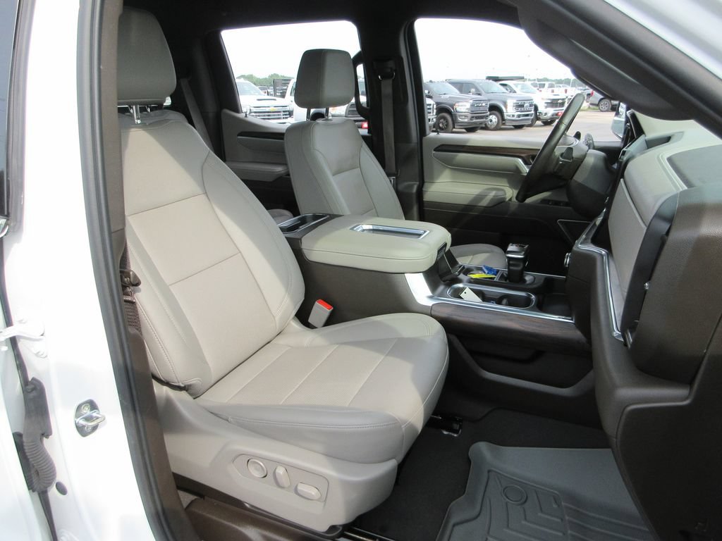 Used 2022 GMC Sierra 1500 SLT w/ SLT Premium Package AWD/4WD image 24