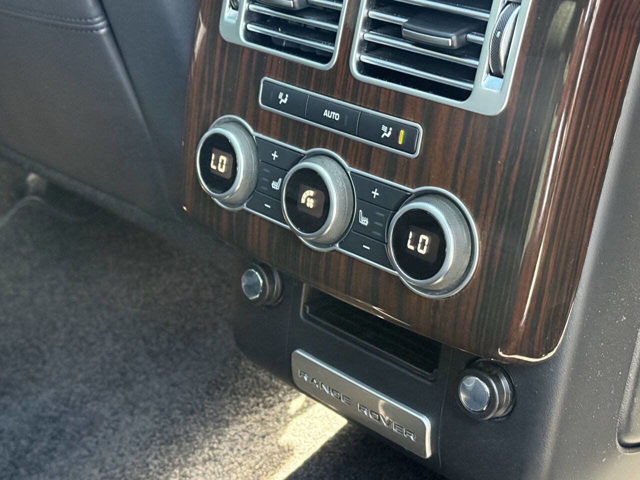 Used 2016 Land Rover Range Rover Supercharged image 20