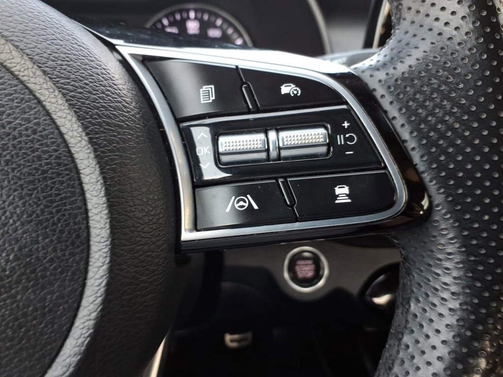 Used 2023 Kia Forte GT-Line w/ GT-Line Technology Package image 19