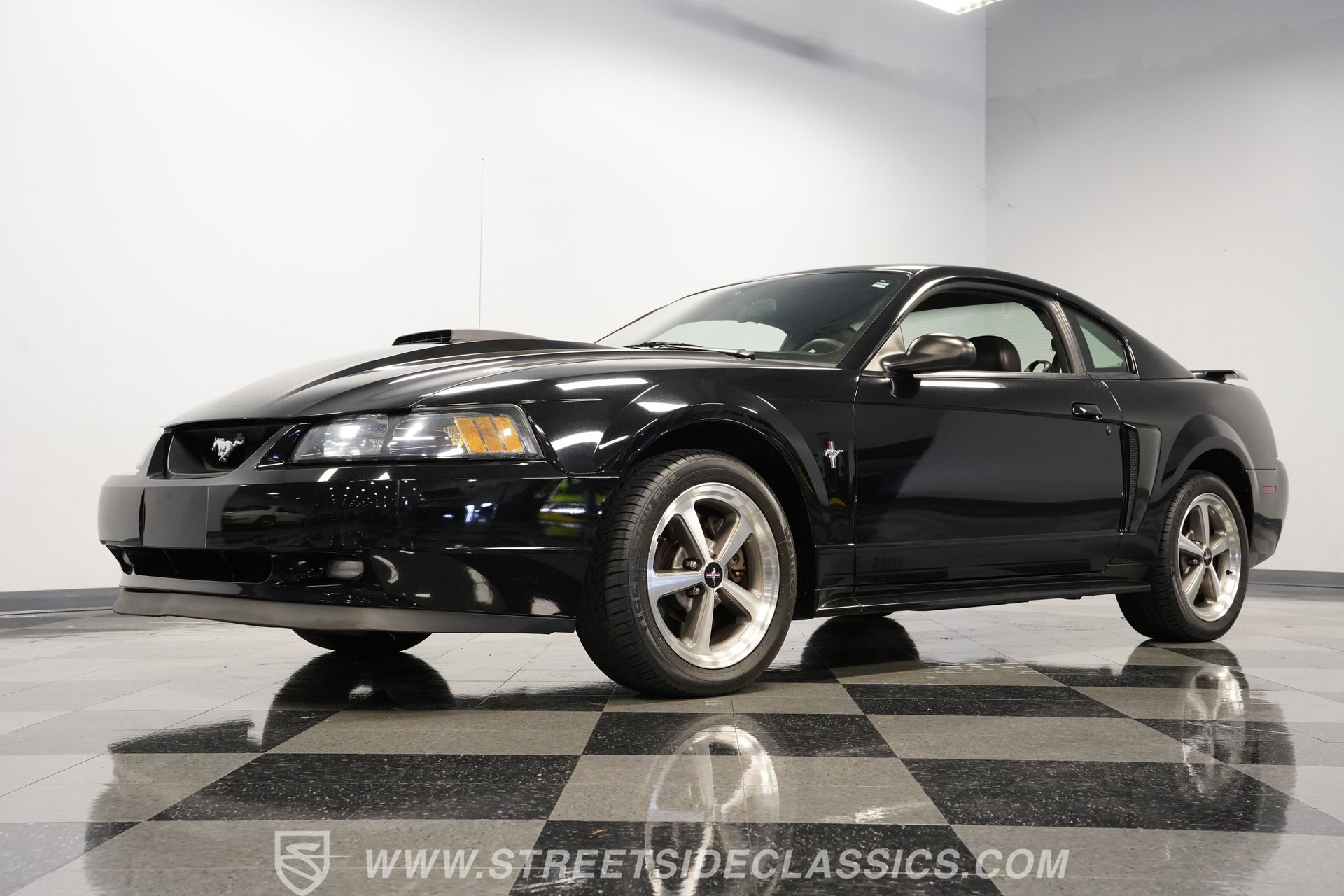 Used 2003 Ford Mustang Mach 1 RWD image 22