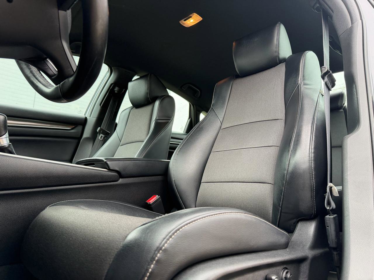 Used 2018 Honda Accord Sport image 10
