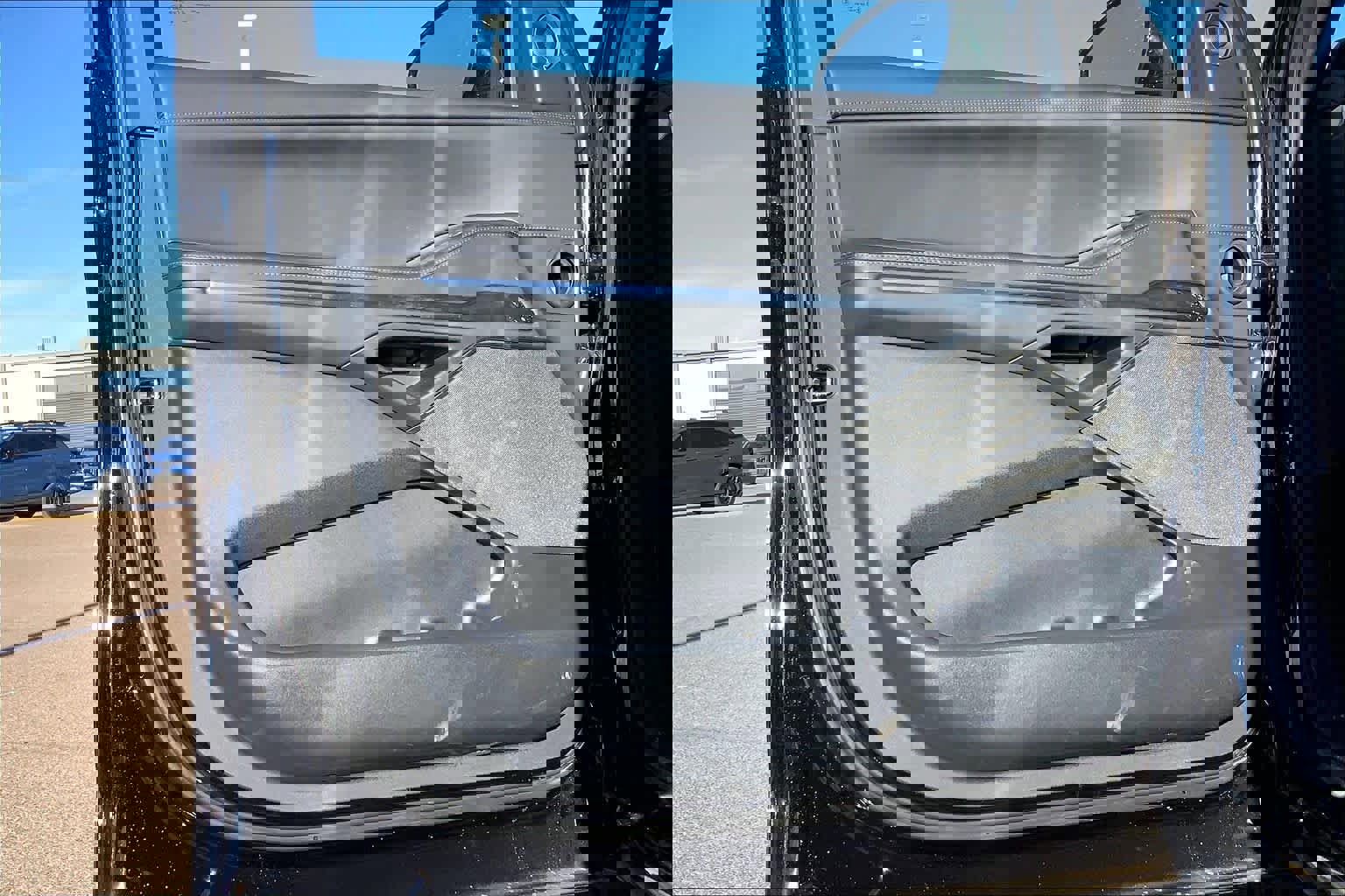 New 2026 Lincoln Navigator L Reserve w/ Jet Appearance Package image 10