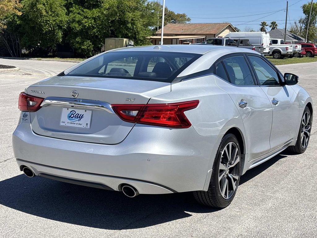Used 2017 Nissan Maxima 3.5 SV image 5