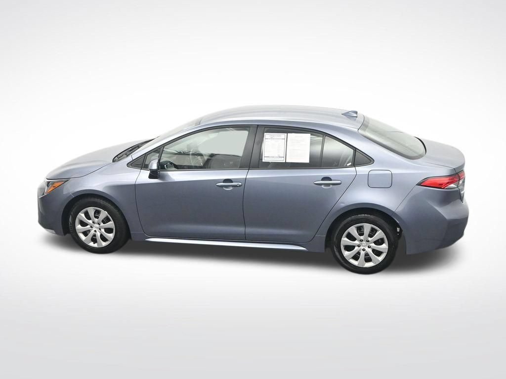 Used 2025 Toyota Corolla LE w/ Convenience Package FWD image 40
