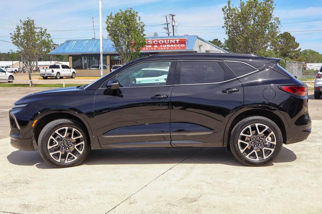Used 2025 Chevrolet Blazer RS FWD image 24