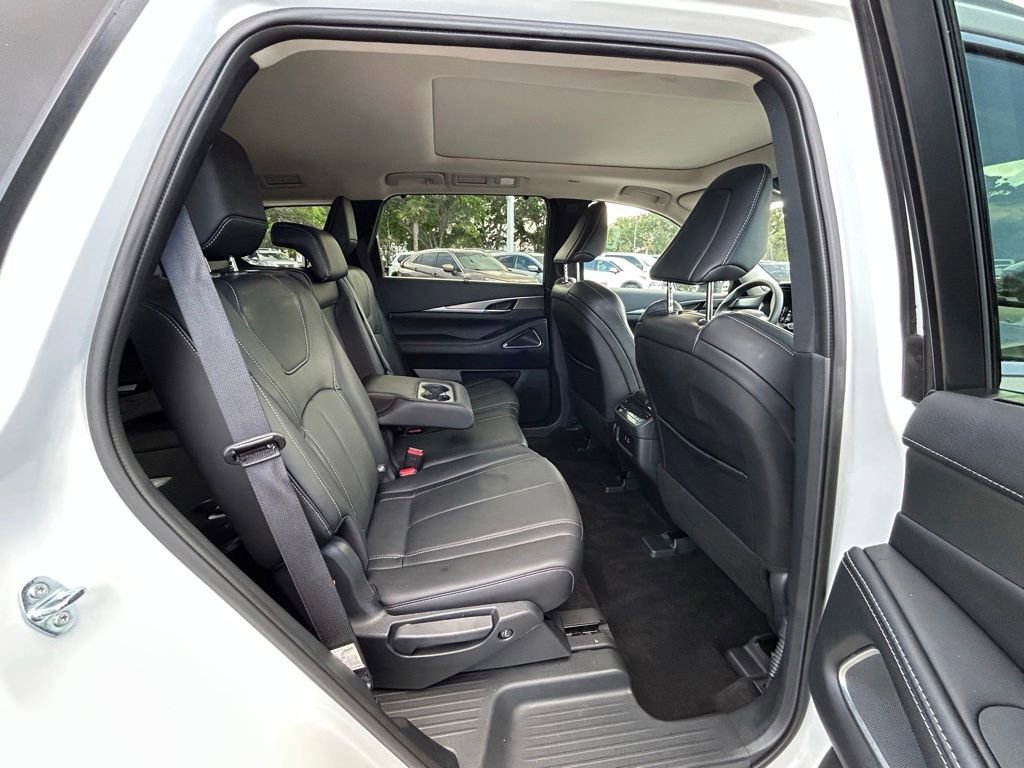 Used 2025 INFINITI QX60 Luxe image 55