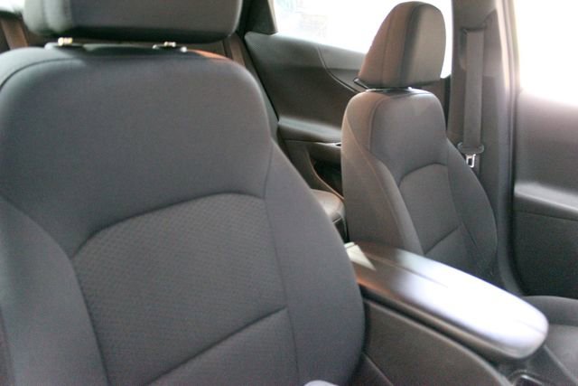 Used 2017 Chevrolet Malibu LT FWD image 11