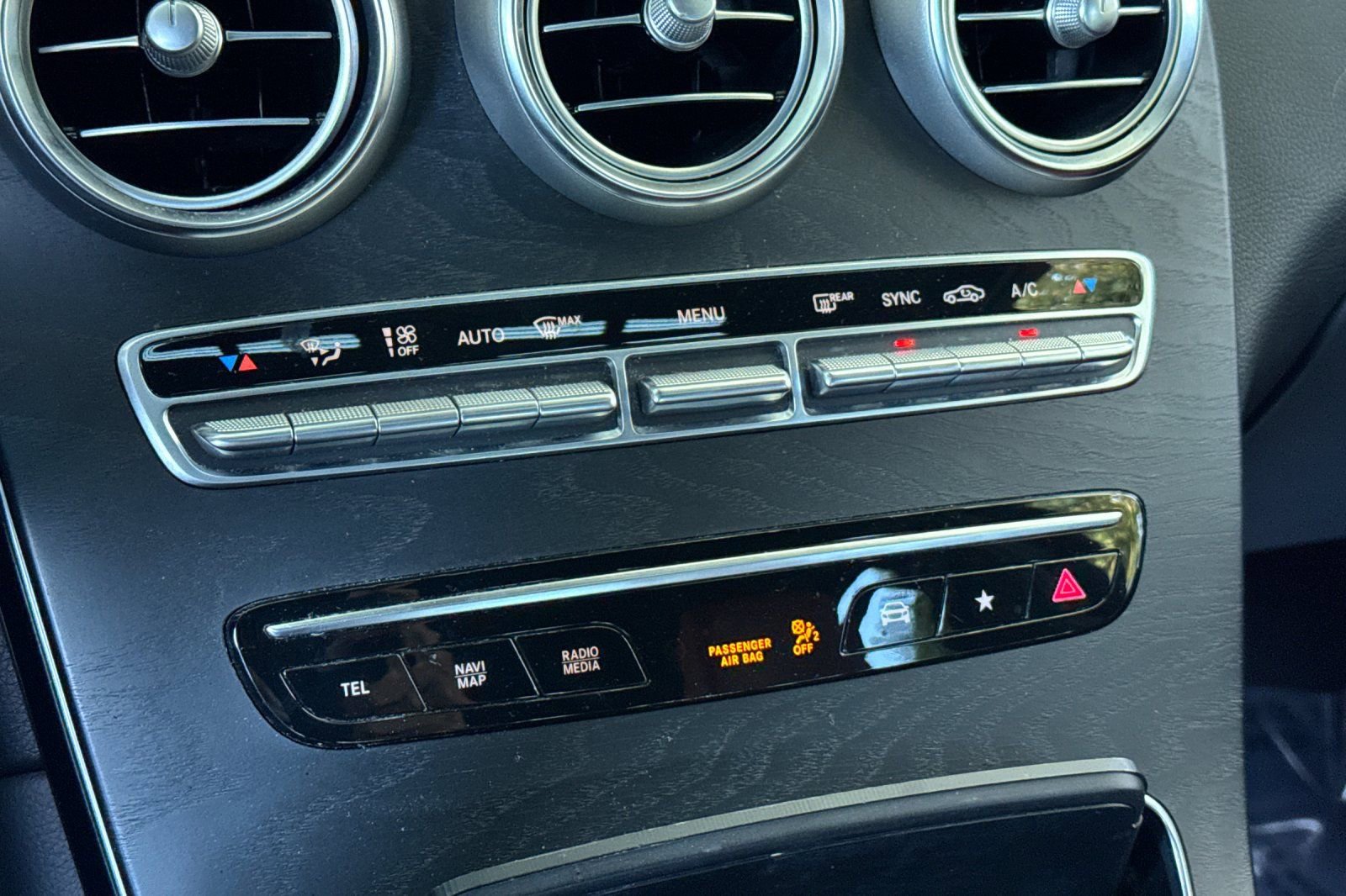 Used 2021 Mercedes-Benz GLC 300 4MATIC Coupe w/ AMG Line image 20