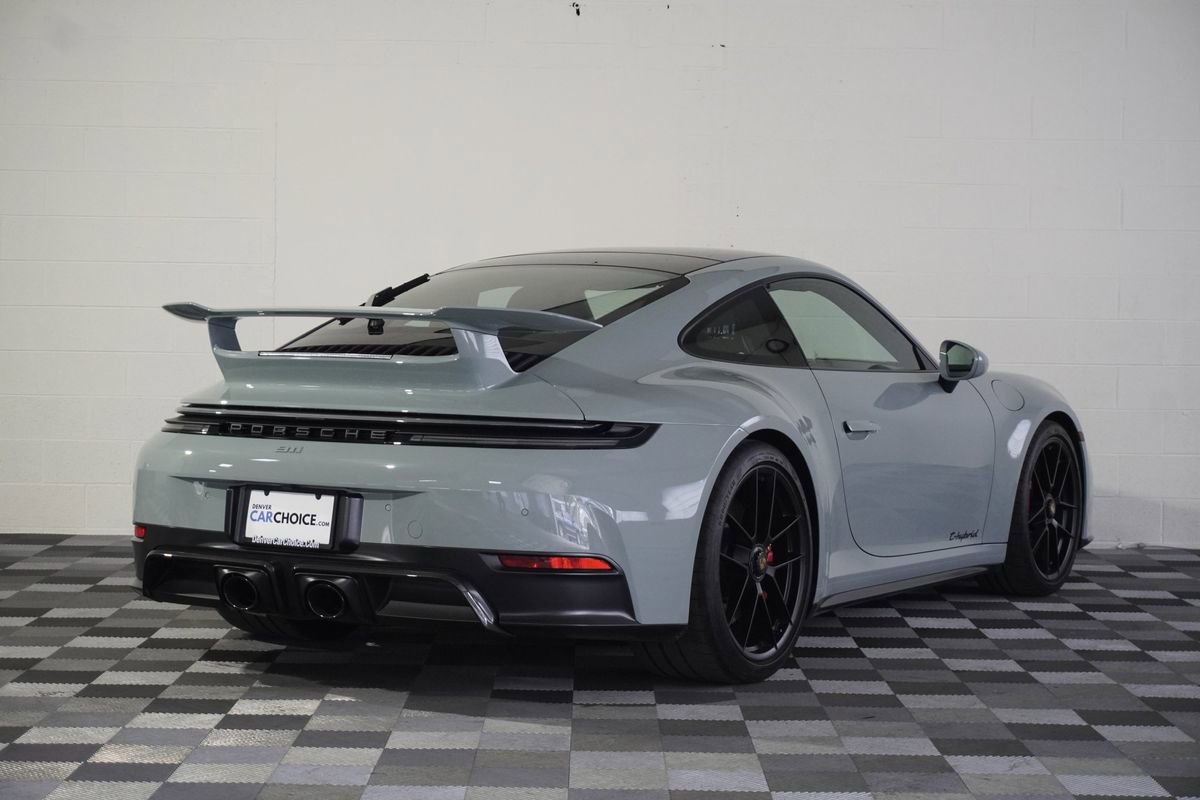 Used 2026 Porsche 911 Carrera GTS RWD image 5