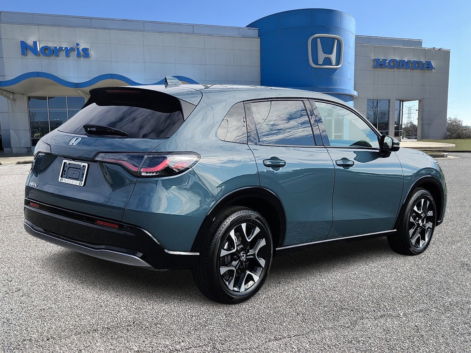 New 2026 Honda HR-V EX-L image 4