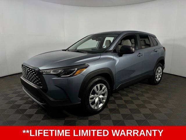 Used 2024 Toyota Corolla Cross L image 3