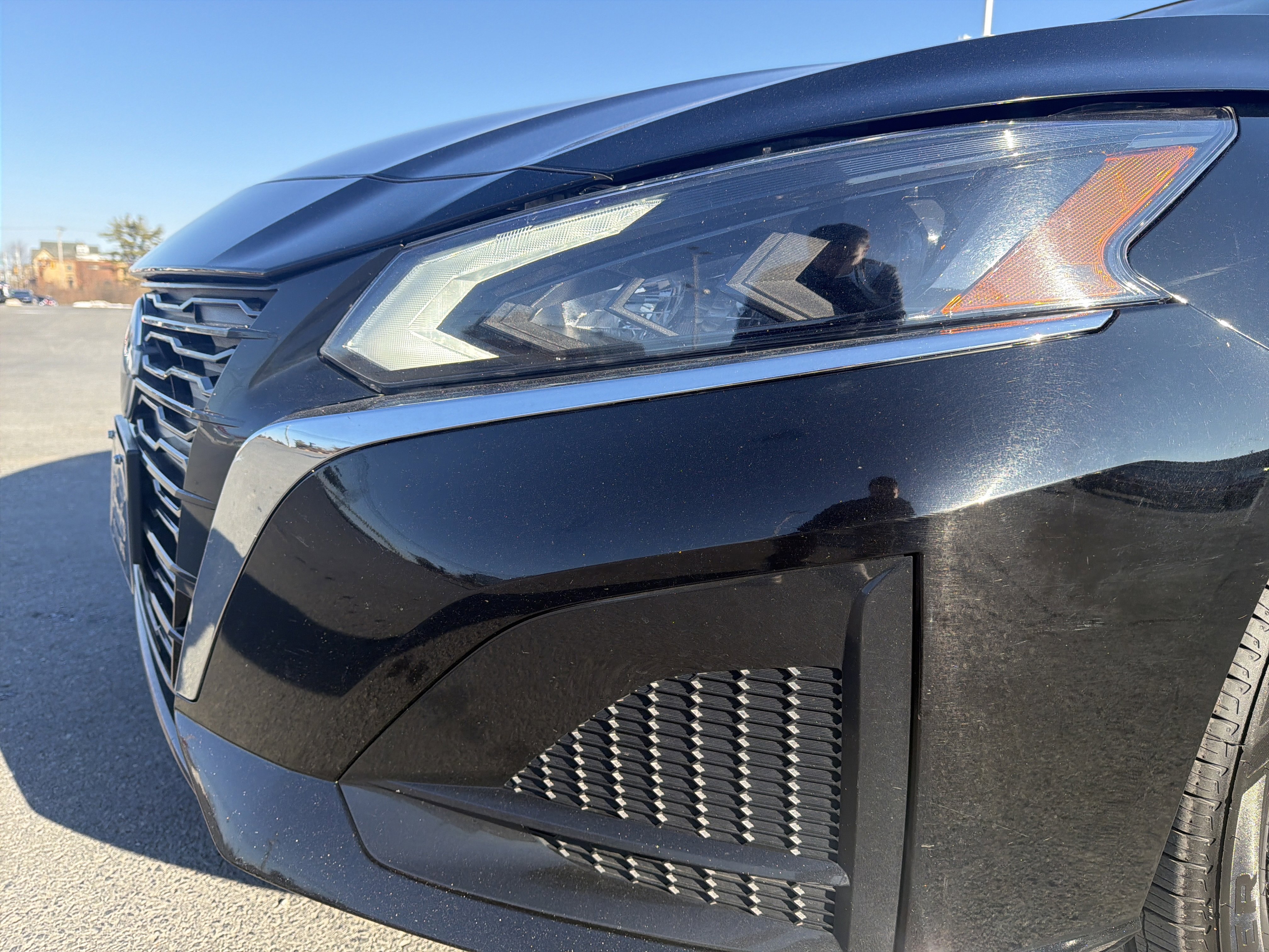 Used 2024 Nissan Altima 2.5 SV AWD/4WD image 10