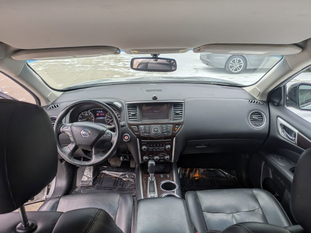 Used 2016 Nissan Pathfinder SL w/ SL Tech Package image 11