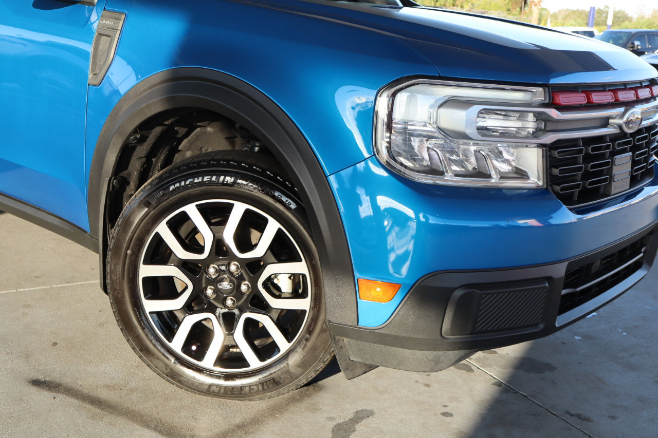 Used 2022 Ford Maverick Lariat w/ Lariat Luxury Package image 4