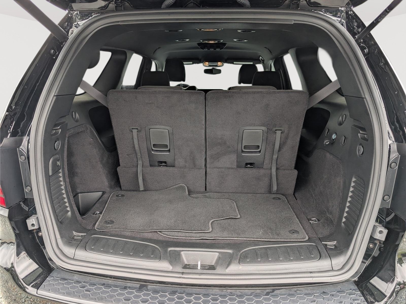 Used 2025 Dodge Durango R/T w/ Blacktop Package AWD/4WD image 13