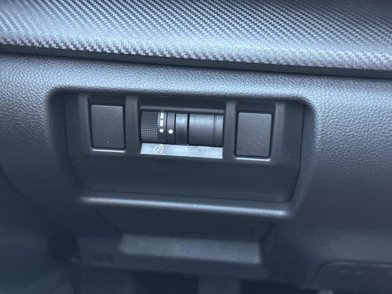 New 2026 Subaru Crosstrek 2.5i Limited w/ Crosstrek Mirror Package image 28