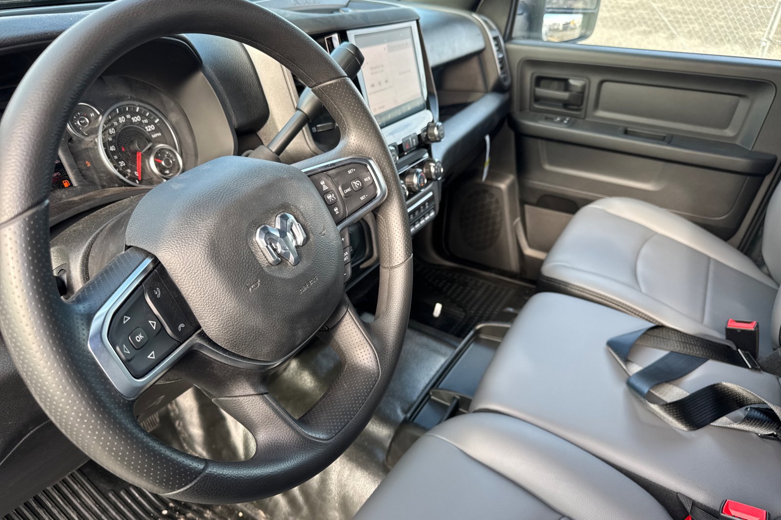 New 2026 RAM 2500 Tradesman w/ Chrome Appearance Group image 9