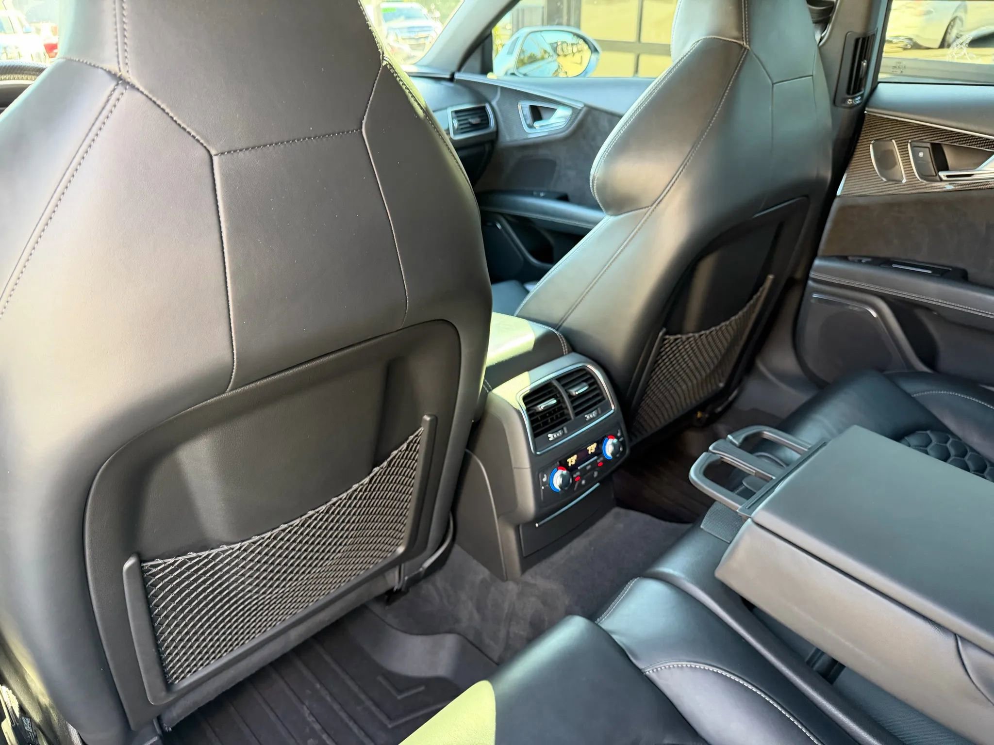 Used 2016 Audi RS 7 Prestige w/ RS 7 Dynamic Package image 39