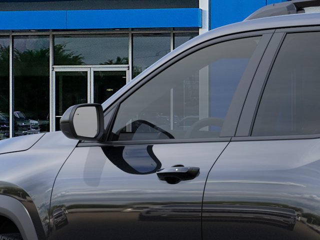 New 2027 Chevrolet Equinox LT w/ Midnight Edition FWD image 12