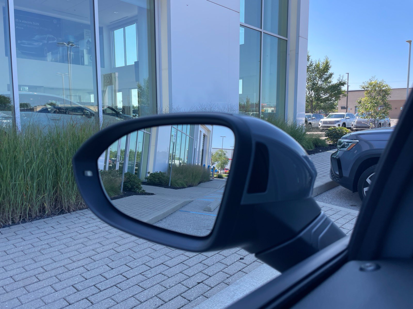 New 2026 Volkswagen GTI SE FWD image 22