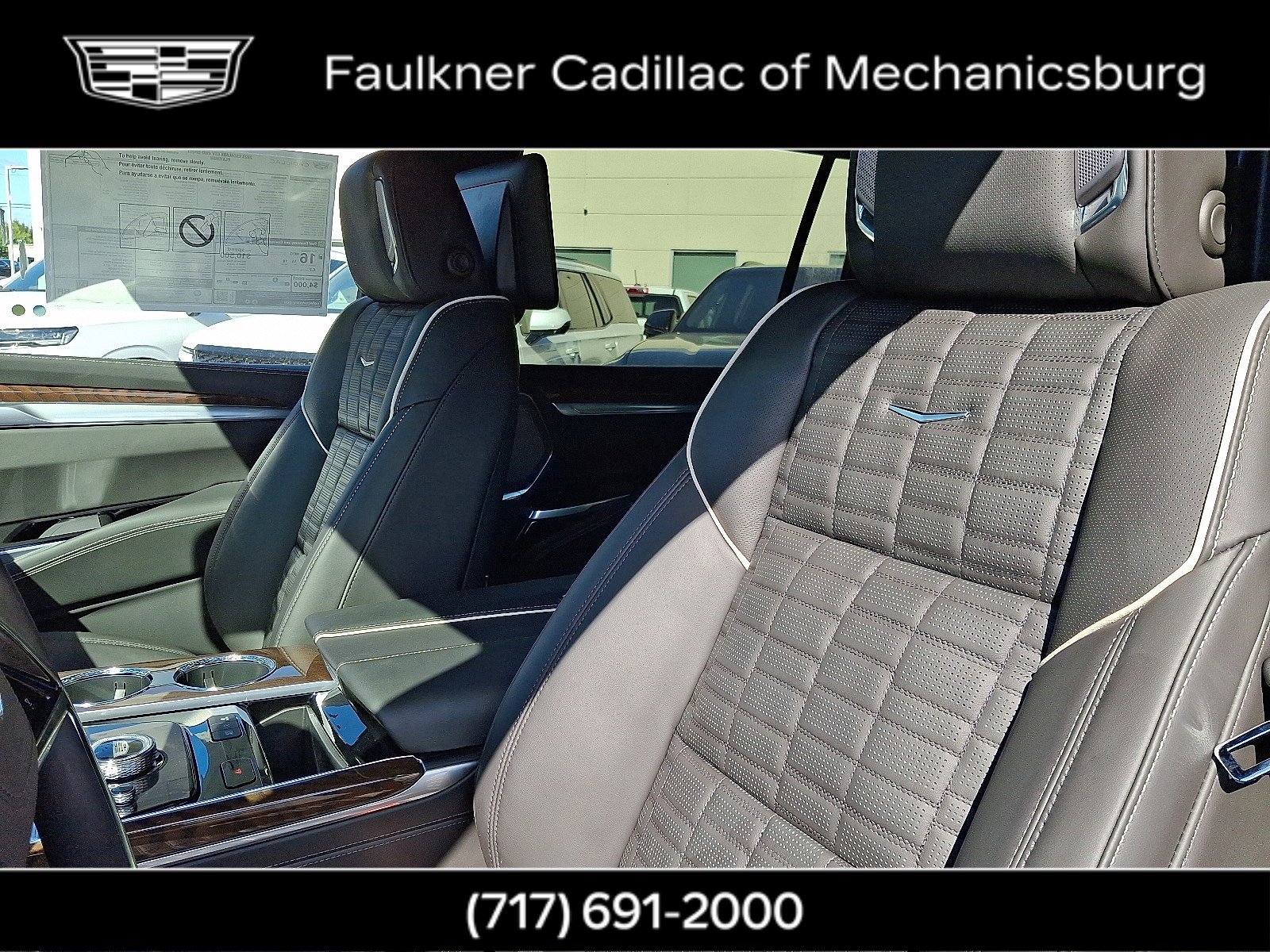 New 2025 Cadillac Escalade ESV Sport Platinum w/ LPO, ONYX Package image 19