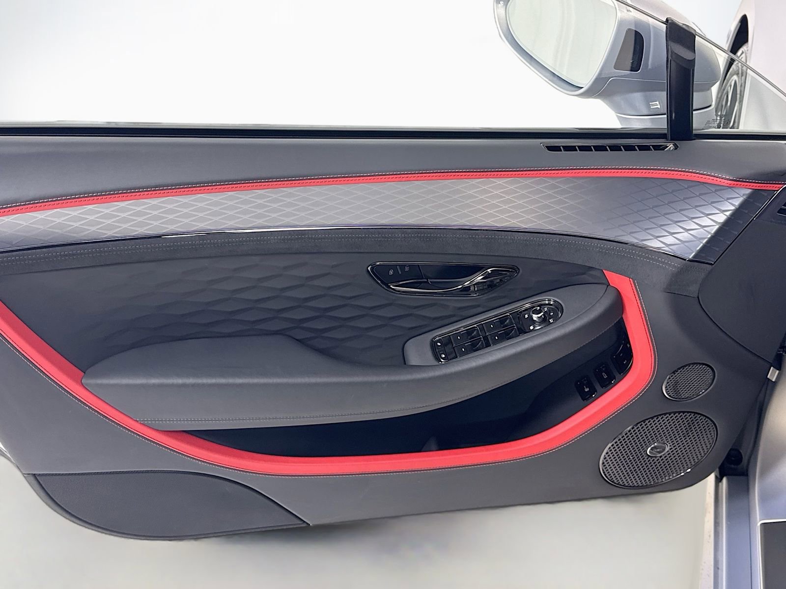 Used 2025 Bentley Continental GT Speed image 17